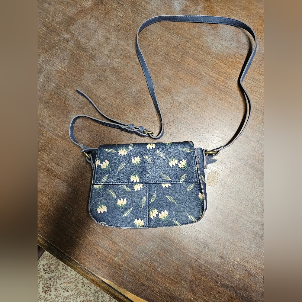 NWOT Floral crossbody purse